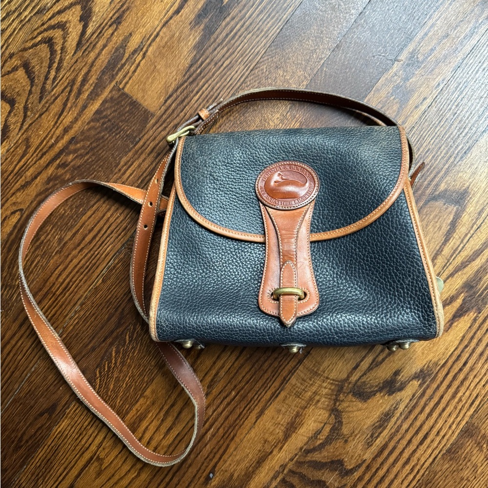 Vintage Dooney & Bourke Black and Brown Leather Medium Essex Bag
